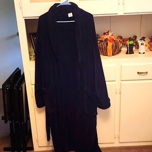 NWOT men's l/xl robe